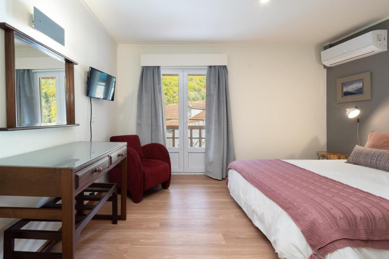 Hotel Carvalho Araujo Герес Экстерьер фото