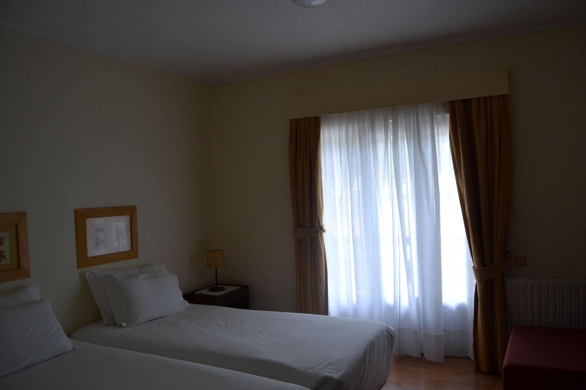 Hotel Carvalho Araujo Герес Экстерьер фото