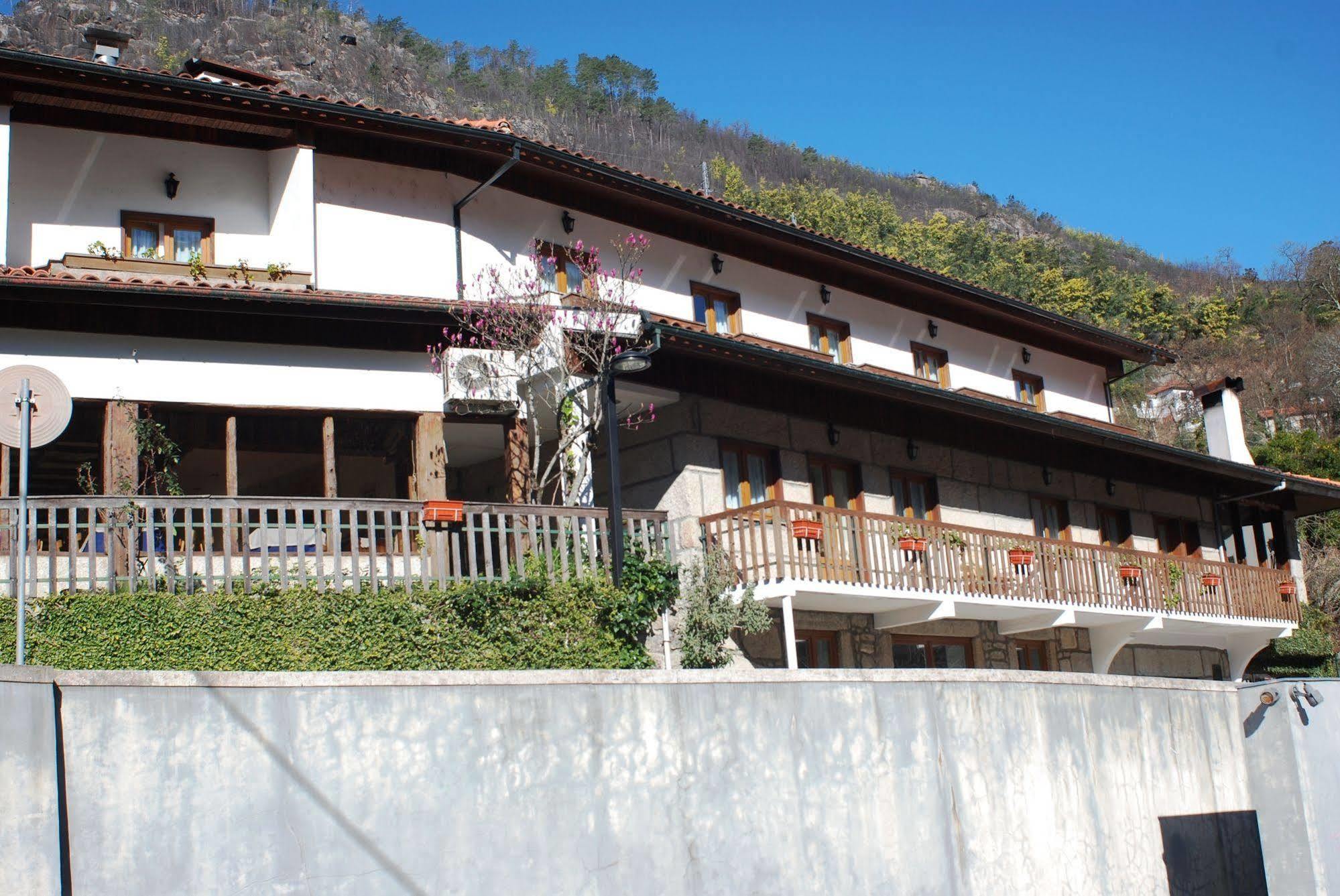 Hotel Carvalho Araujo Герес Экстерьер фото