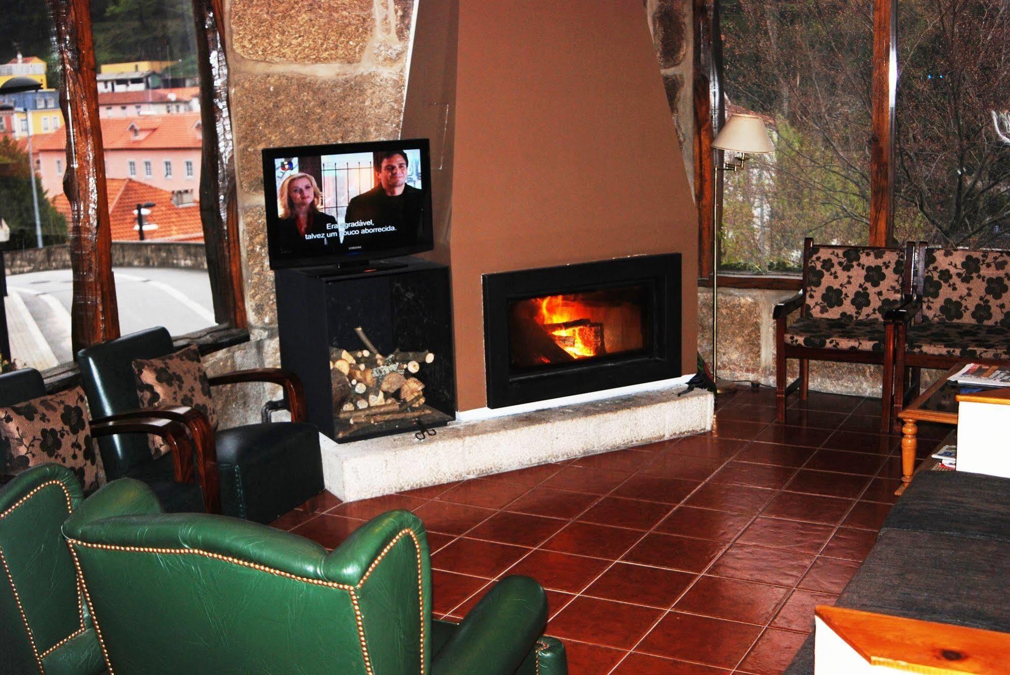 Hotel Carvalho Araujo Герес Экстерьер фото